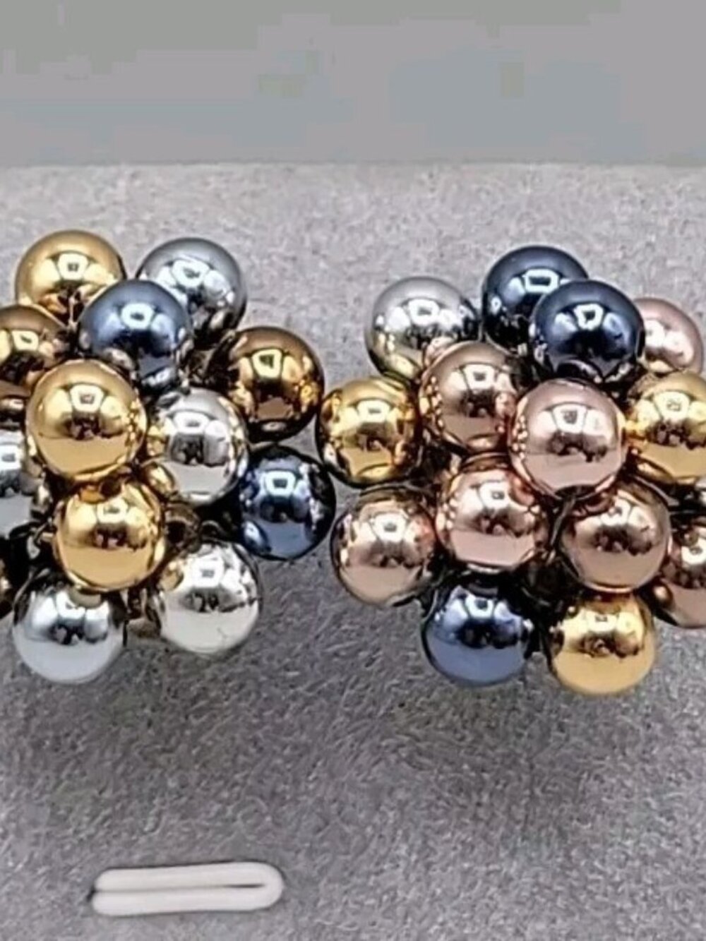 Vintage Vogue Mixed Metallic Beaded Cluster Clip On Earrings 3-D Dome Shape - Picture 6 of 9
